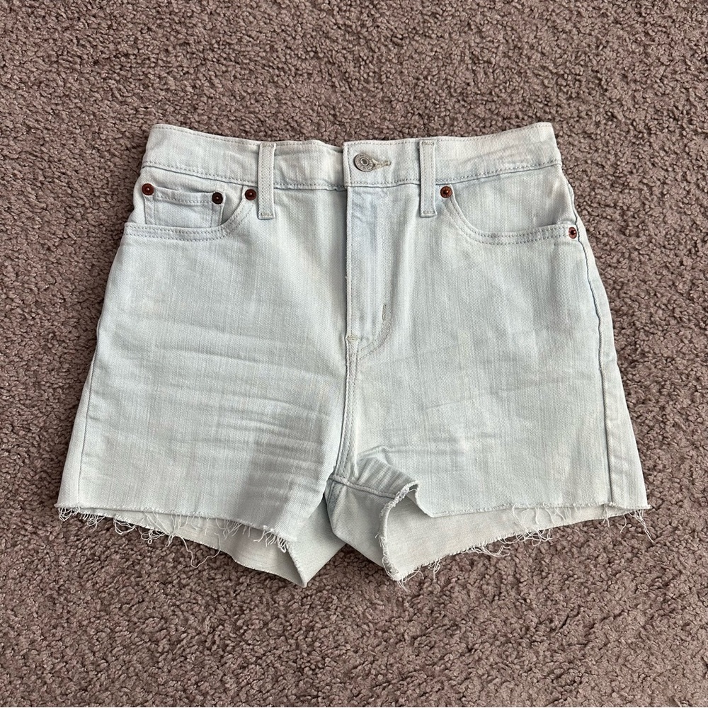 Levi’s High Rise Shorts Womens W26 Light Wash